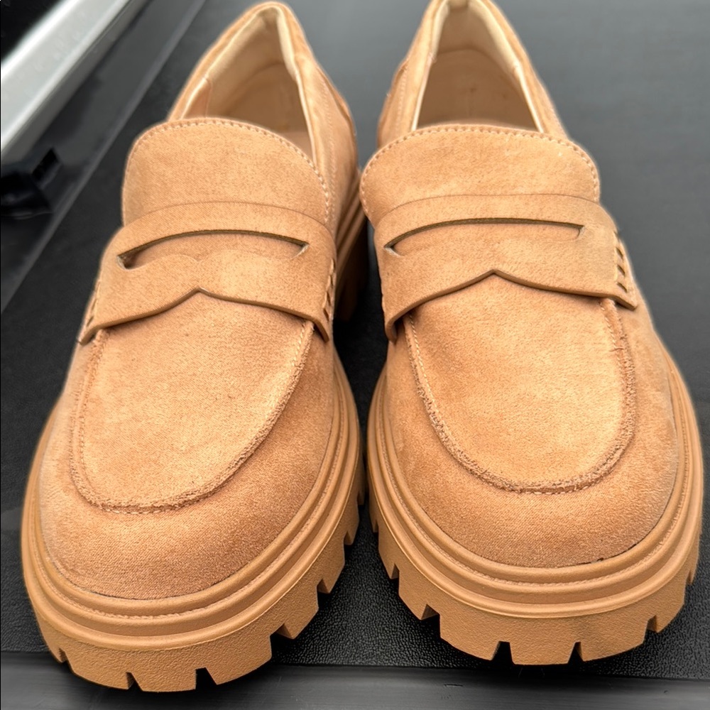 Men's Tan Suede Loafers
